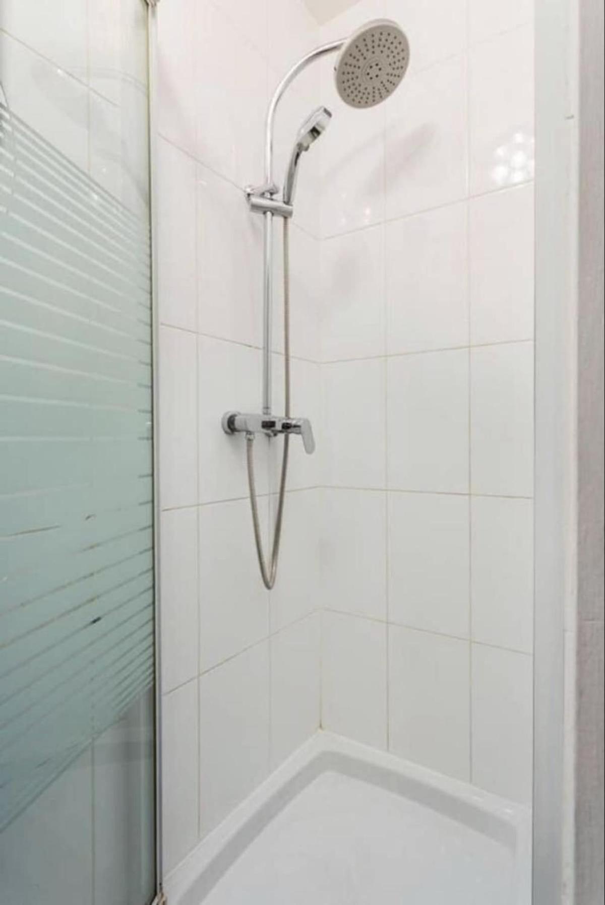 2 Cozy Pere Lachaise Nation Apartment
